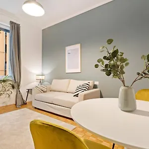Gorgeous Flat In The Design District Milan